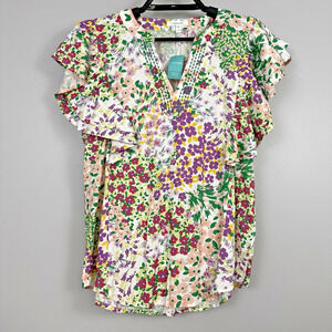 New Maurices Blouse Top Shirt Size Small Cap Flutter Sleeve Floral Flower Rayon